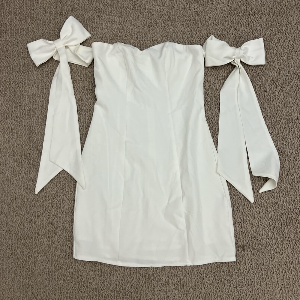 Elegant White Off-Shoulder Dress
